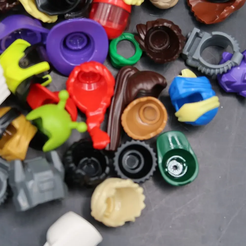 Lego Minifigure Headgear Assorted Lot Of 45 Minifigs Helmet Hats Hair Parts